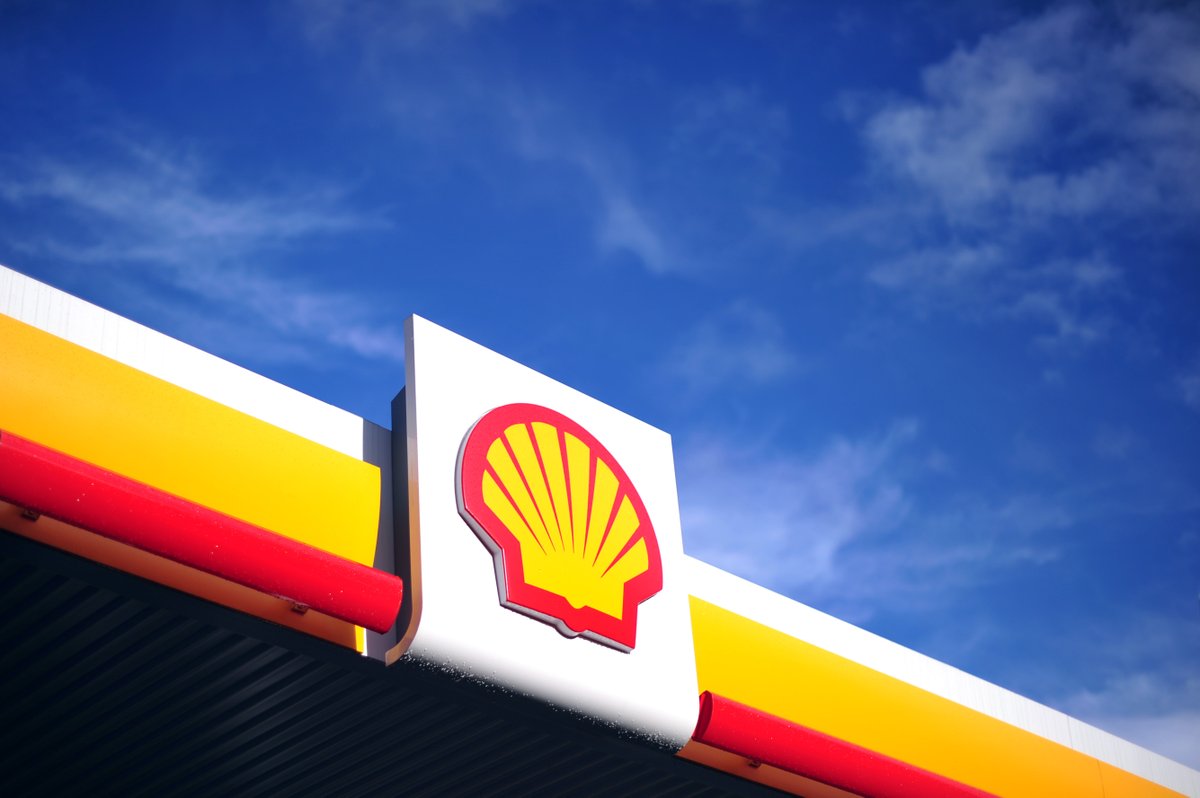 Portland_NC's tweet photo. Portland News Oil major Shell slashes dividend for the first time since World War II - CNBC https://t.co/dIH9n9xdUn https://t.co/immvFMpsdy