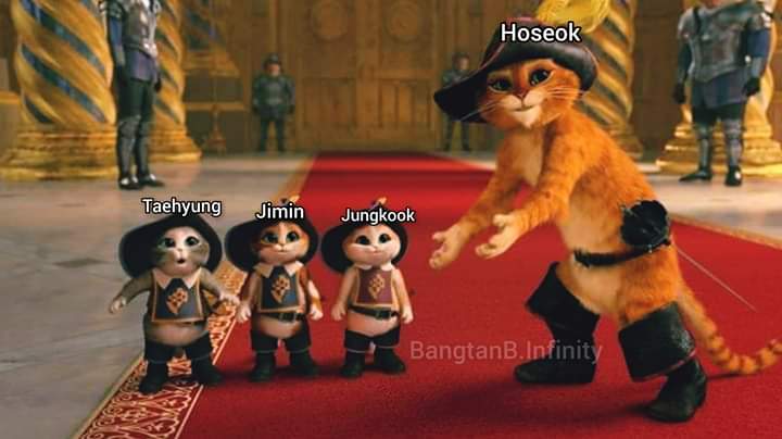 inyeoonn's tweet photo. Hoseok presentando a su Dance Line. https://t.co/vIwxqHWEGi