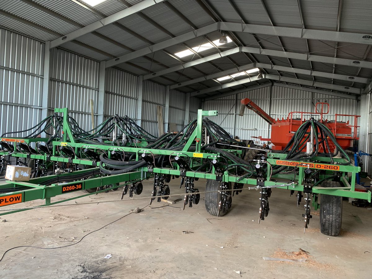 McInerneyPj's tweet photo. DBS 260-36 renovation project finally completed - Stripped, sandblasted, painted, re-assembled, rebushed, new air and hydraulics, field tested so far for a week seeding! Thanks to #Ausplow and #RamseyBros Riverton and many others for their help and advice during reconstruction https://t.co/tUqZi14mr8