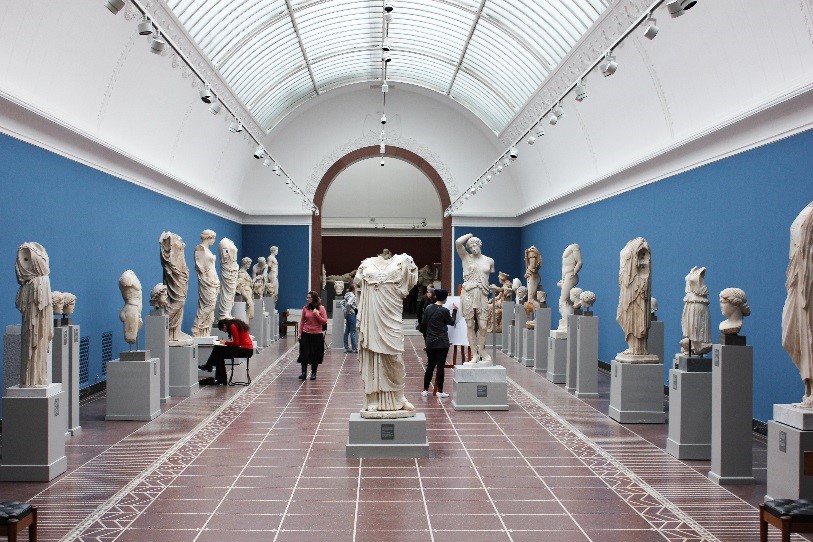 moncherwatson's tweet photo. [#Culture &amp; #confinement] Comment s'occuper des #œuvres lorsque les #musées sont fermés ?
Les conseils #sécurité de Julie Hugues, spécialiste marché de l'art et collections privées chez @Hiscox_Fr 
#lacultureestuneforce #art #vol #incendie #innondation

https://t.co/Vw4gAW2FHQ https://t.co/a5VXB3U33D