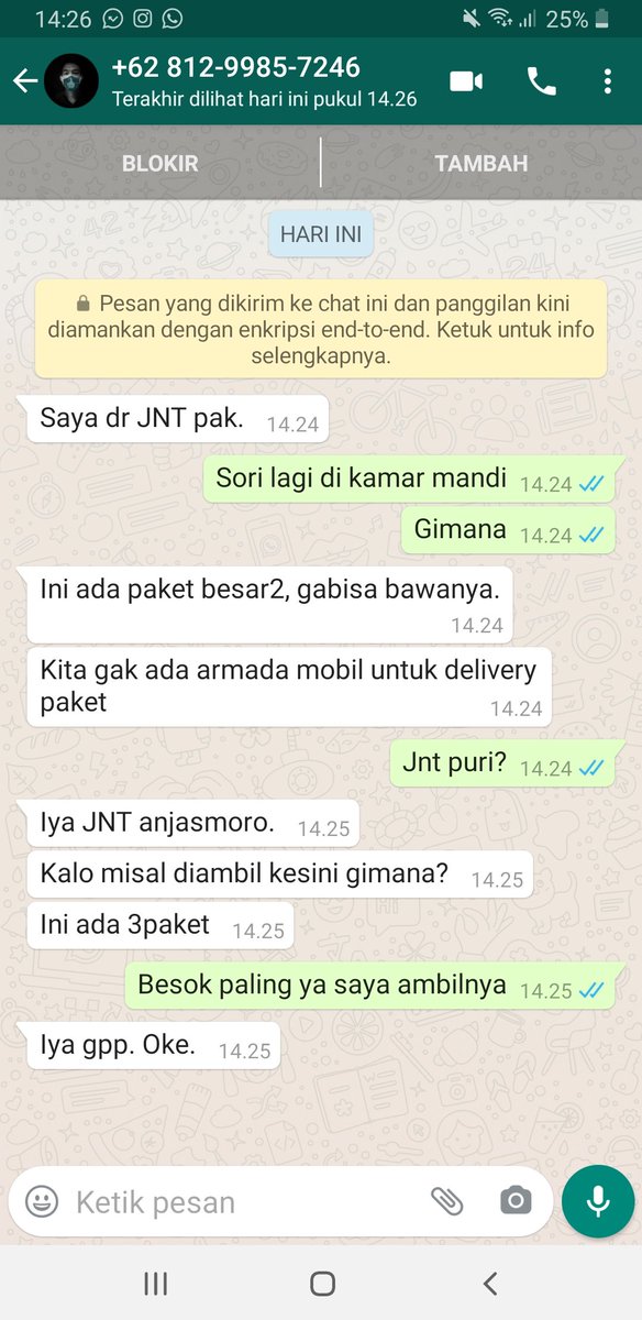 Hanzarto's tweet photo. @jntexpressid kalo J&amp;T puri anjasmoro semarang ga punya armada buat kirim, ngapain buka jasa paket? Mending saya pake paketan lain kalo tau gini. Itu saya bayar paket ke j&amp;t jutaan lho. Kapok https://t.co/8Vhv7wRueo
