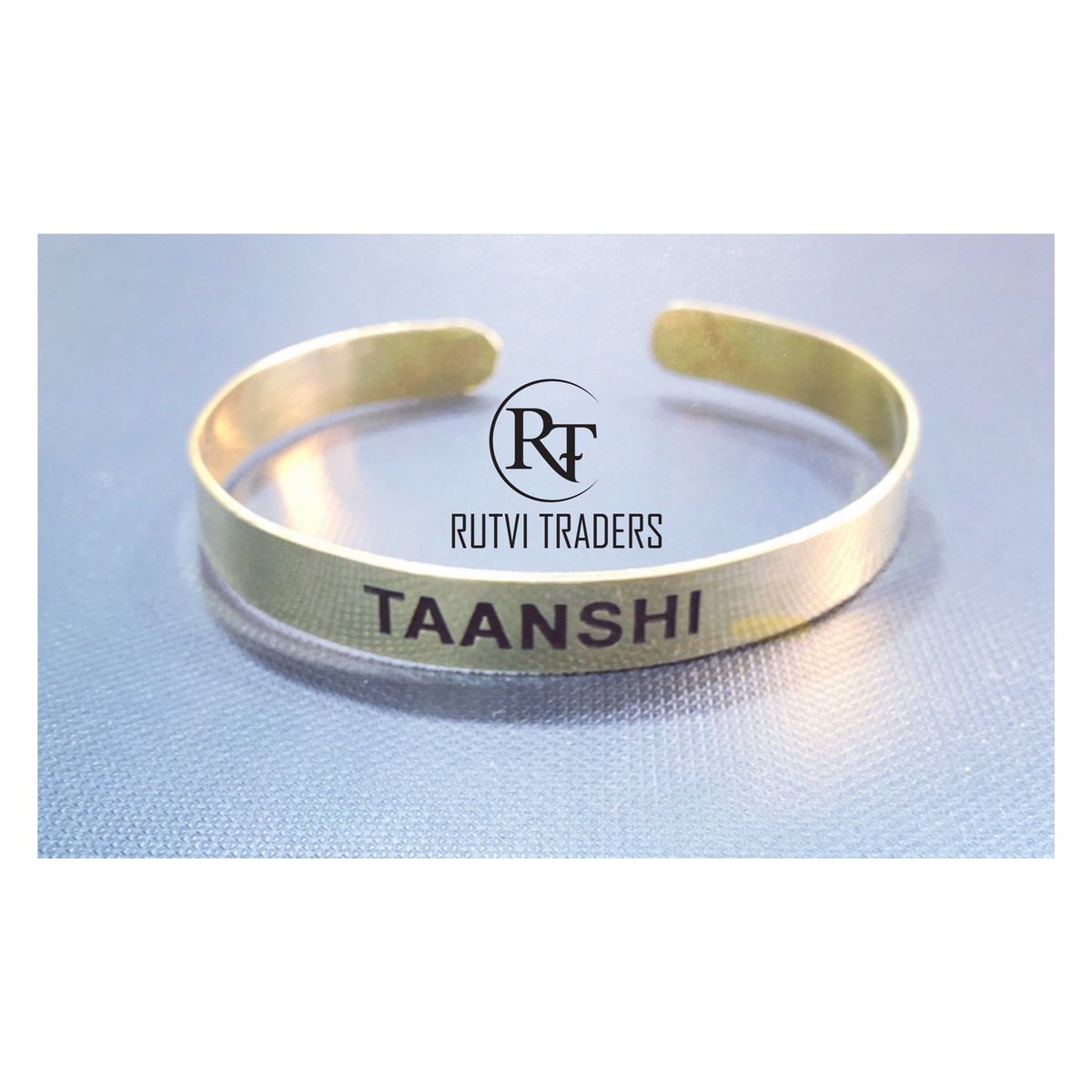 rutvitraders's tweet image. DM or whatsapp - 8828222262 for orders 😍😍 #namekeychain customised #customisedkeychain #customisedkeyring #customisedgift #photokeychain #ledkeychain #customisedlocket #customisedcases #mobilecover #customisedstore #brasskeychain #handmadekeychains