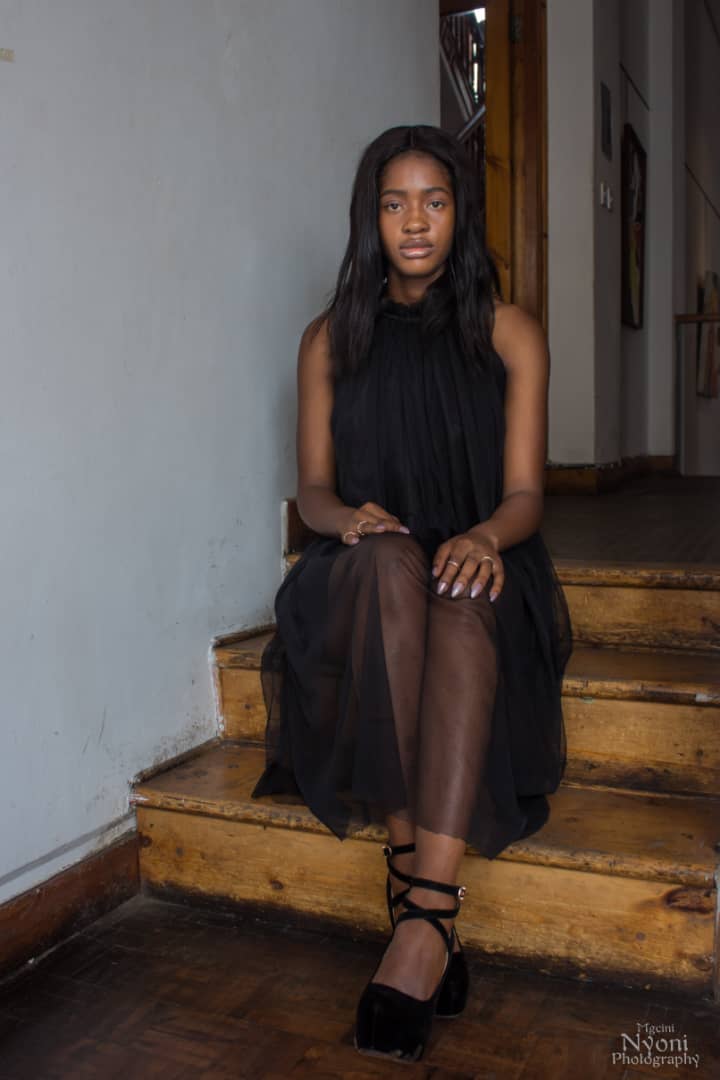 houseofmutu's tweet photo. *#LOCKDOWNZIM πΏπΌ*
#ShutDownCOVID19
#Masks4All
#mutuMasks
#fashionshow
#Zimphotographers
#ZimModels
#ZimDesigners
#FashionDesigner
@Echoes&Shadows
@HouseOfmutu.zw
@mutucouture
@yankiesonia
@convergence.ZW
@Umceco.tv m
#SuiteNo.1
#UmcecoWayaWaya
COMING SOON! https://t.co/cqHFVub6r6
