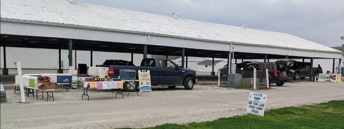 Open Saturday from 8 am until Noon. Read newsletter for Important Market Information. Most vendors will be bringing extra products but we encourage as many pre-orders as possible to help with traffic flow. - mailchi.mp/5a50fb9f0dd9/m…