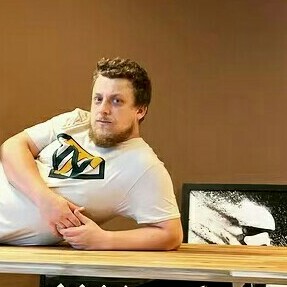 SzonjaReka1's tweet photo. did it work?

#WeAreTheVR
Bocsi, Pisti 😂😂 https://t.co/YVsy5EFXK2