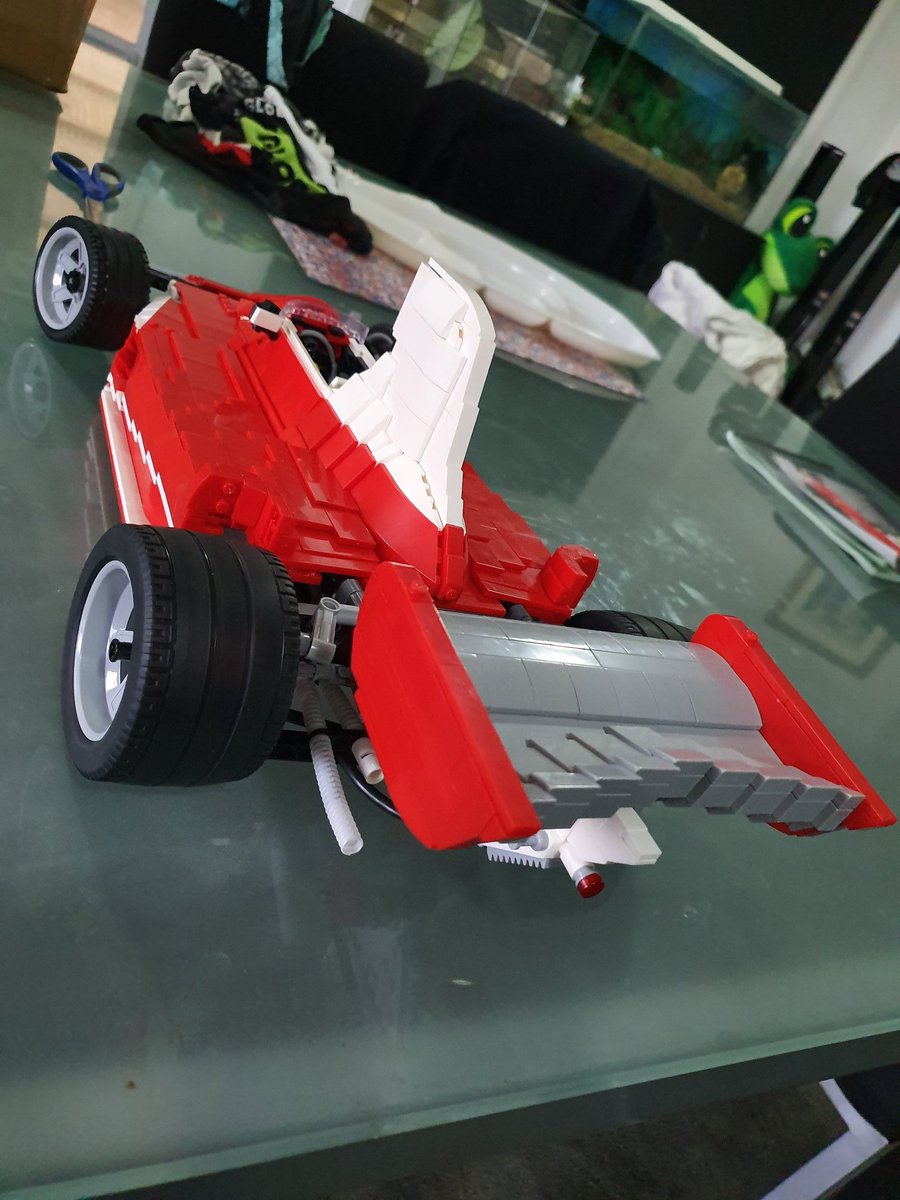 Moose1870's tweet image. Built this over the last week in between working, going mad without the pub and mates dates so decided to build lego to pass the boredom #isobuild