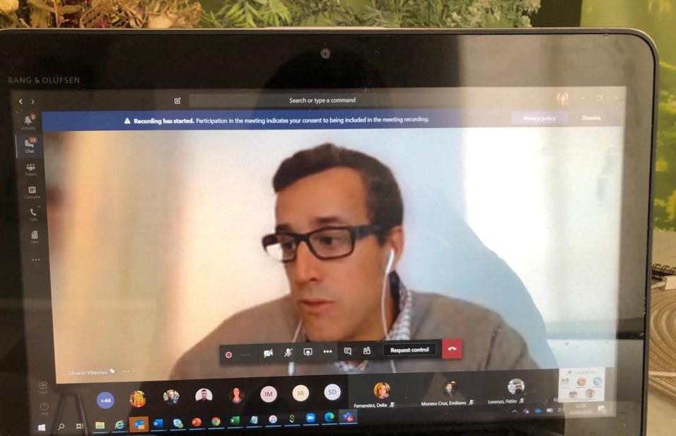 #BSCporTuSalud Hoy @VillarroyaEdu nos ha impartido el webinar "El deporte y el desarrollo profesional" sobre cómo la práctica habitual de una actividad deportiva nos ayuda a desarrollar competencias con las que mejorar nuestro rendimiento profesional #EsteVirusLoParamosUnidos