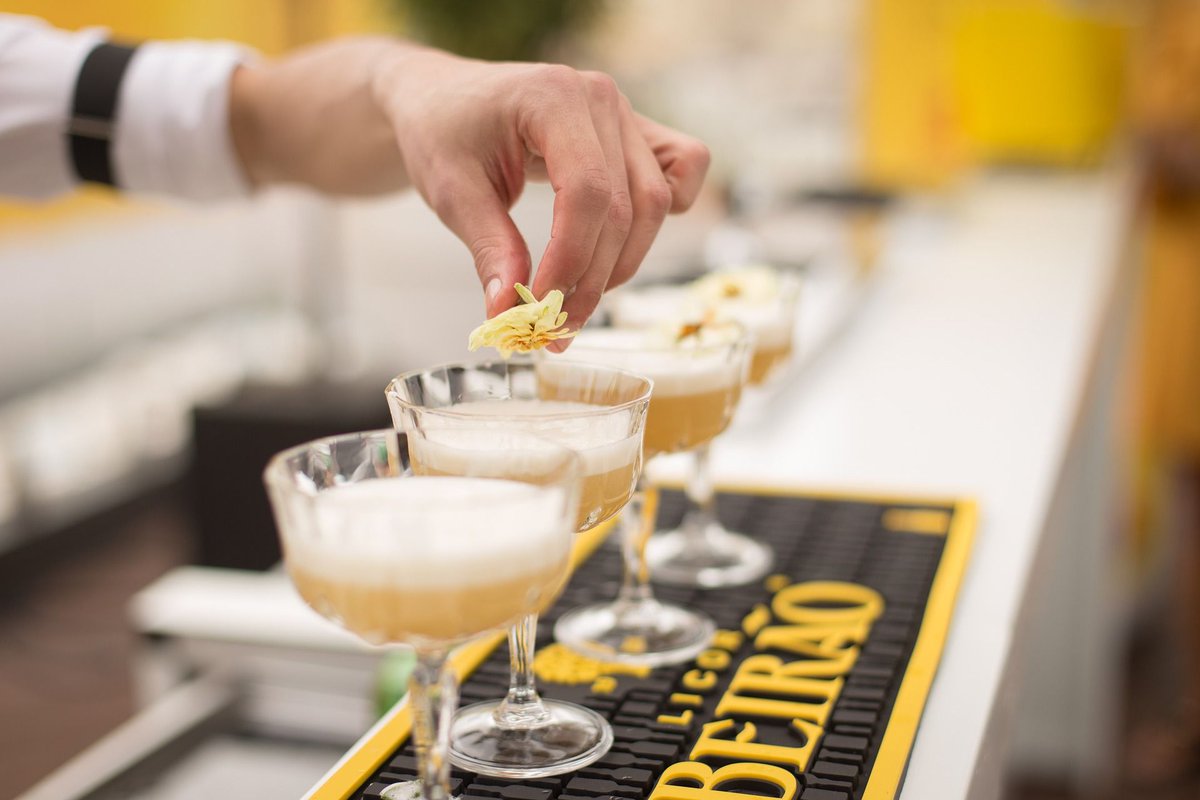 WildKatPR's tweet photo. 🍽️ Tasting Menu 30/04 // 12:00 BST - 'Ravel Piano Concerto' with #SidecarCocktail 🍽️
@NaomiBelshaw will be watching the @Gewandhaus under Riccardo Chailly
For more head to https://t.co/5M1Wl1xmL1
#wildkatrecommends #tastingmenu #food #ClassicalMusic https://t.co/O7PqSDEfHS