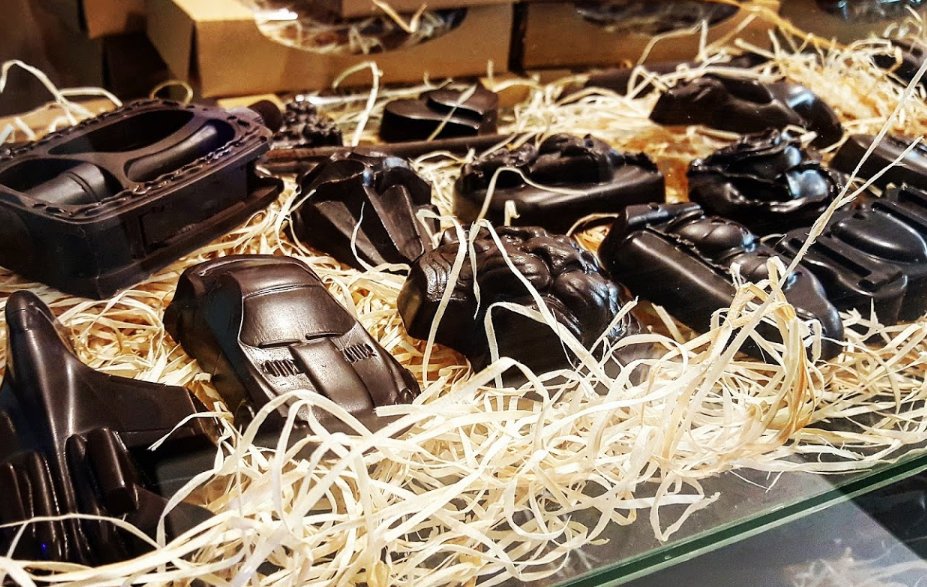 SchokoFabrikK's tweet photo. Schauen Sie sich unser charmantes Schokoladenhandwerk an. Ich bin sicher, es gefällt dir;)😝🥰😍🥳
#typesofchocolate #chocolate #Berlin 
Bei allen Fragen rufen Sie an: + 491637991887, +491635120124
Unsere Seite: https://t.co/nqbvnkfHKO
Facebook: https://t.co/KEcsqTAnfF https://t.co/c7C75GpcRI