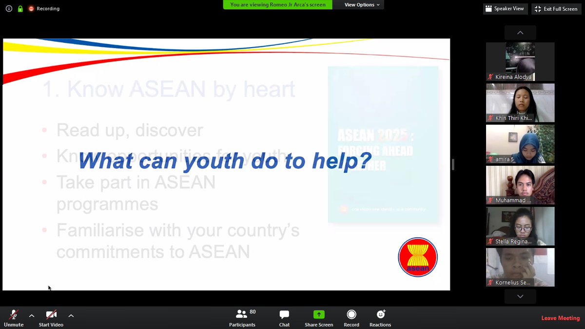 ASEAN's tweet photo. ASEC's Head of Community Relations Division Romeo Arca Jr briefed nearly a hundred @ayoasean ambassadors in a webinar on how they can support the achievement of #ASEAN Vision 2025.  Such engagement aims to enhance our outreach with the youth. https://t.co/a31qJni1j1