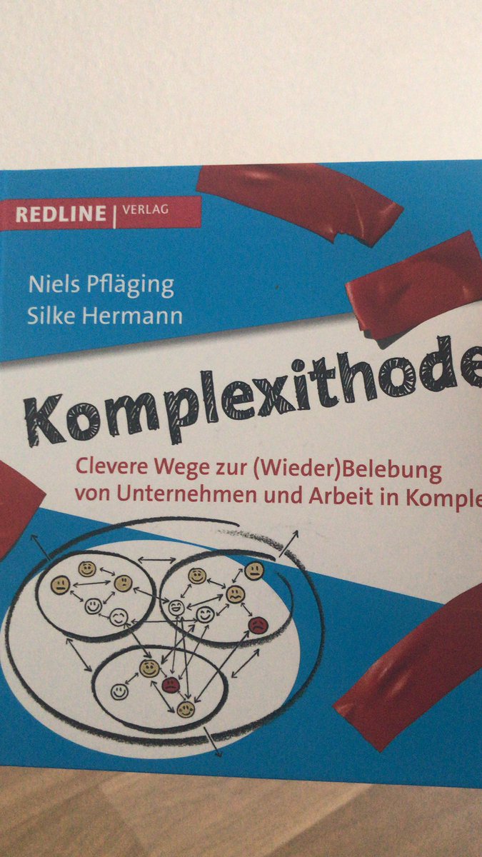 rogerbruhin's tweet photo. #coronalearning @NielsPflaeging @komplexithoden #jedewocheeinneuesbuch 📚 https://t.co/T2vEliuMe9
