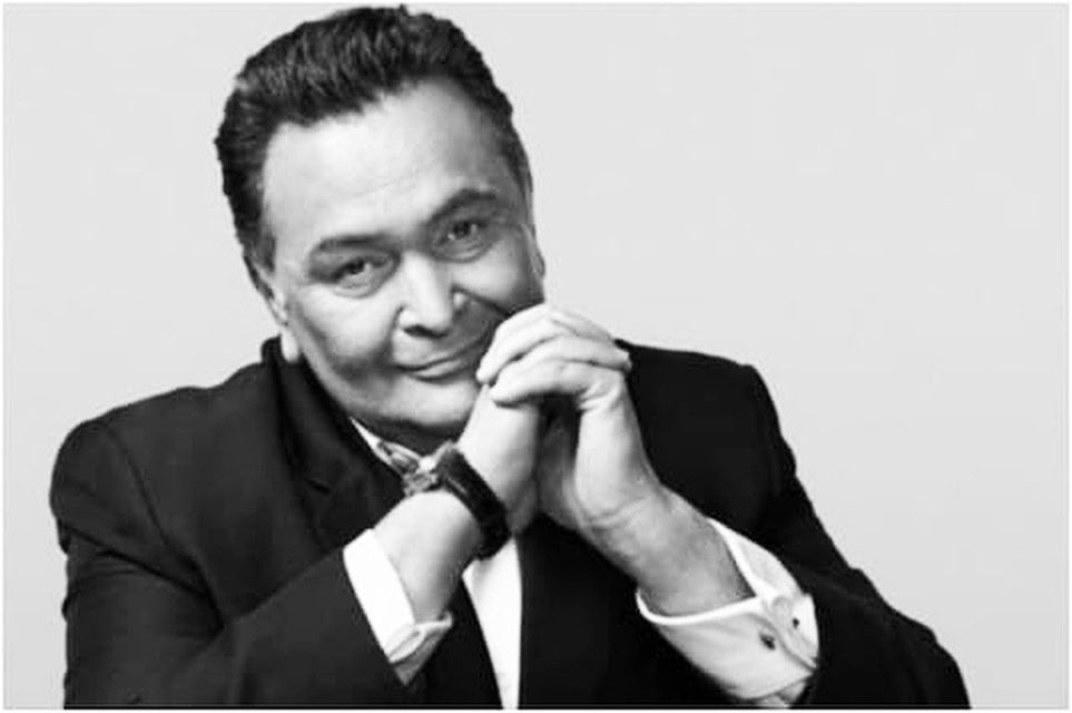 mitalimahant's tweet photo. Deeply Saddened ..💔
.
.
.
#RestInPeace #RishiKapoor #FanForever 💐 https://t.co/gUQdAVdVvx