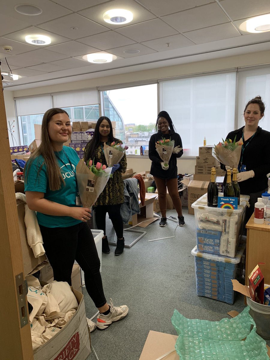 A big thank you  from Clinical Support &amp;Pathology to our wonderful #giftangels 👼<a href="/UCLHCharity/">UCLH Charity</a> who have been working tirelessly to bring a little joy to #NHS staff <a href="/uclh/">UCLH</a> <a href="/jo_gelona/">Jo Gelona</a> <a href="/IanTaylorRD/">Ian Taylor</a> @MelanieWatts77 <a href="/Danielle7387/">Danielle Thornton</a> <a href="/ch323/">Charles House</a> #staffexperience 👏🏼👏🏼👏🏼🥰😊
