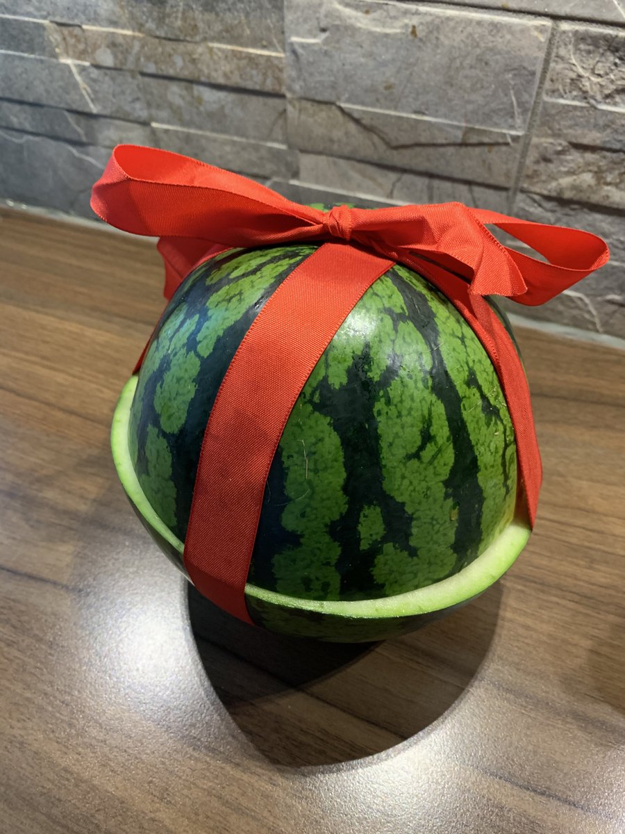 0x663030623472's tweet photo. #Tag49, Melone hat Aua! https://t.co/zDAg31SgZ1