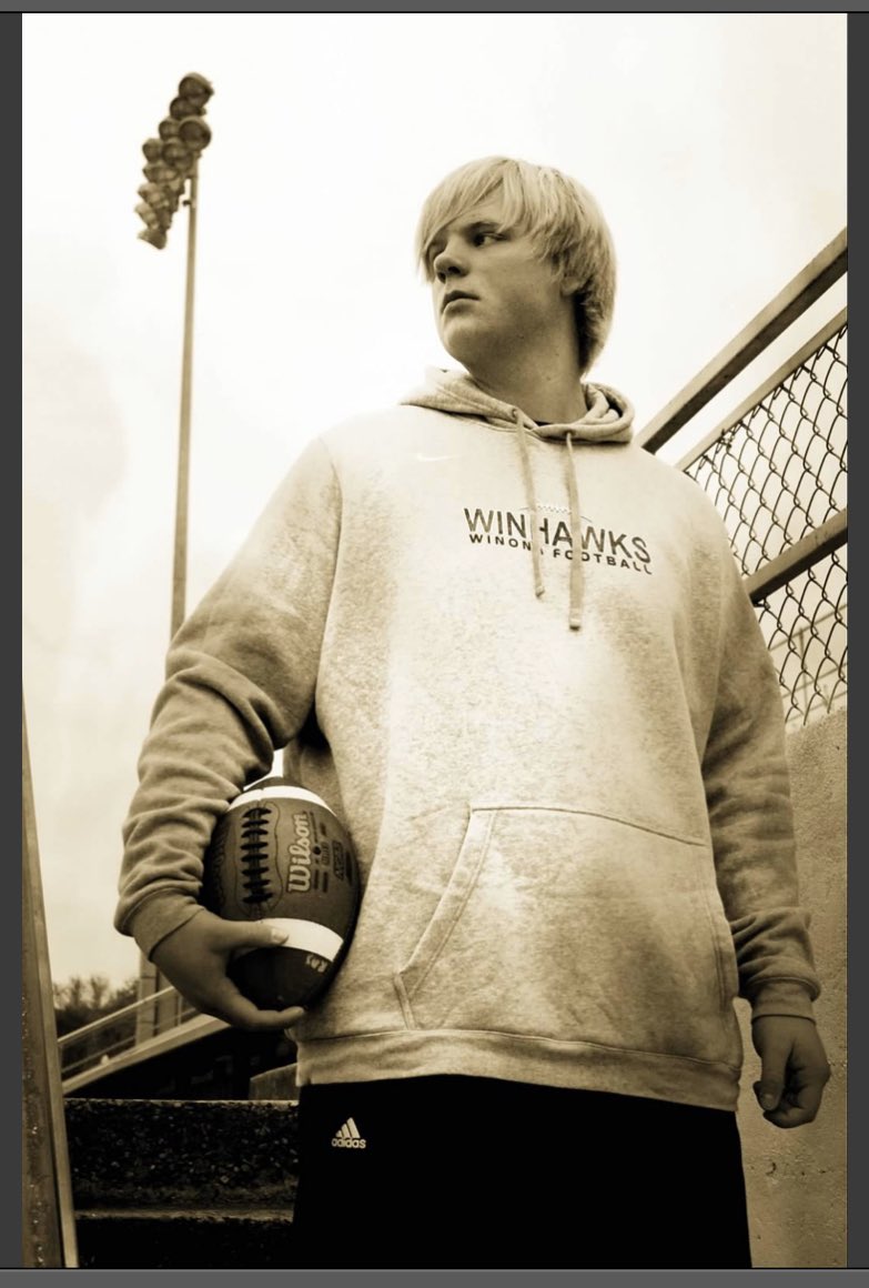 AProdzinski's tweet photo. Happy 18th BDay to this ROCKSTAR today - couldn’t be more proud and excited about you and your future! ❤️🎉#rollmavs #72ismine #winonahogs @EProdzinski @RyanProdzinski https://t.co/WZDpbilh0L