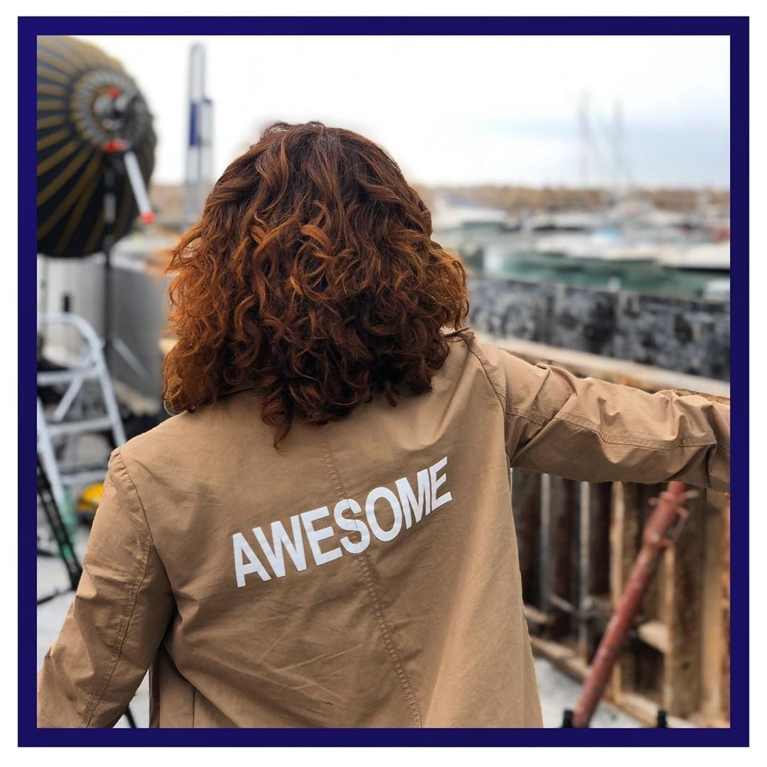 MallorcaDesignD's tweet photo. Nuestra directora Raquel Arañón en plena acción. Como dice su gabardina “increíble, la lluvia que nos venía encima“
Our director Raquel Arañón in action. As her raincoat says "awasome, the rain that was coming over us“ ☔
-
#moda #shooting #diseño #eventosmoda #festivaldiseño https://t.co/BasD8Ynexx