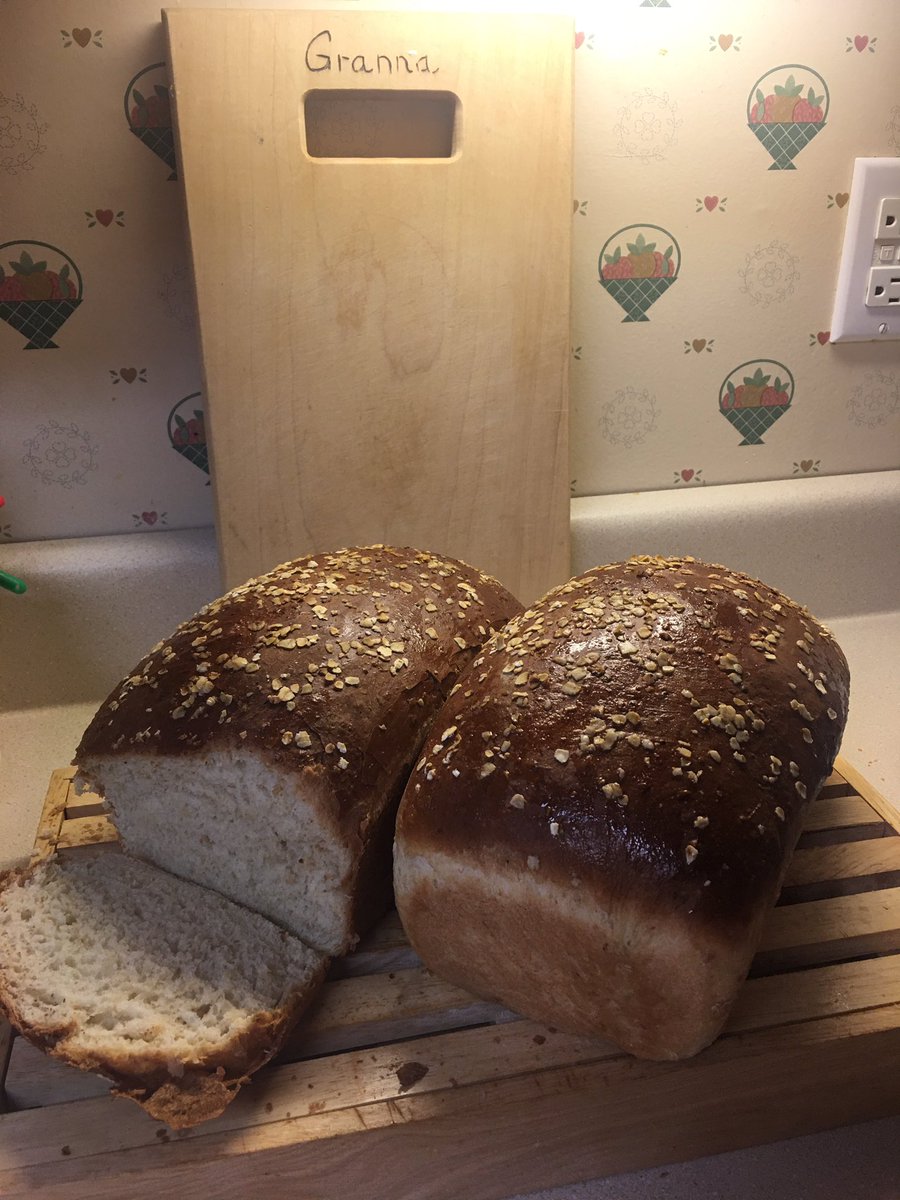 BeverlyDeffenba's tweet photo. @SamHeughan Happy Birthday Sam, have a fantabulous day! Wish I could share my bread with you!! Stay safe!! #HappyBirthdaySamHeughan #outlanderbakeoff @OutlanderFan https://t.co/DvxwMdO6VW