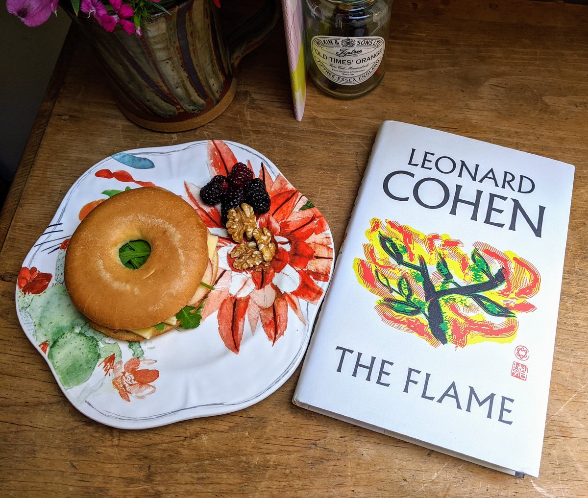 A #ReadingLunch with an old friend today...