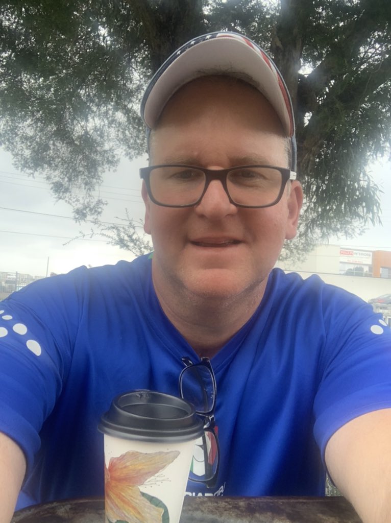 chris sigalas tweet media