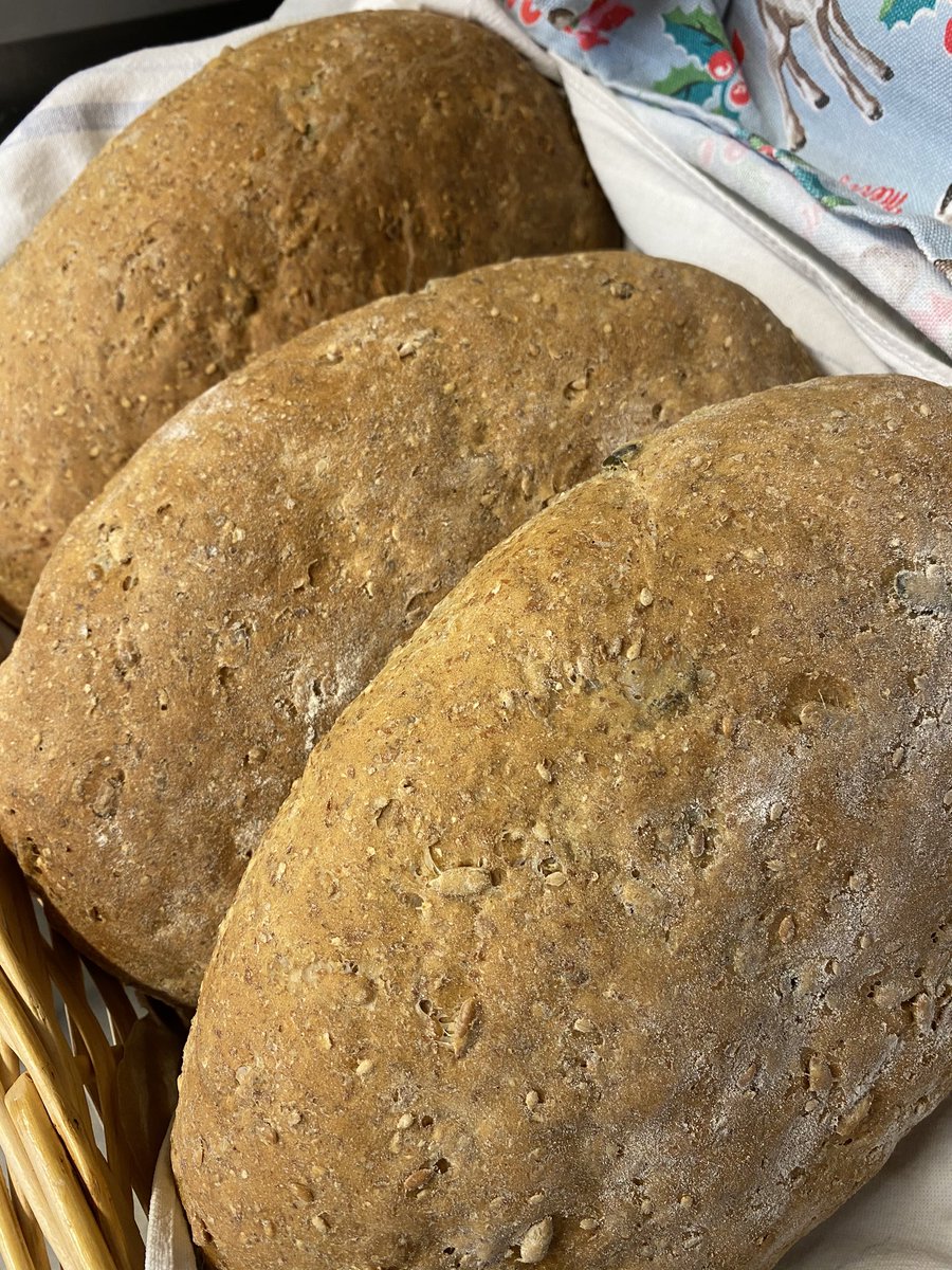 loftcafebakery's tweet photo. Our Loft Loaves are looking good this morning https://t.co/jr9tbMfysk