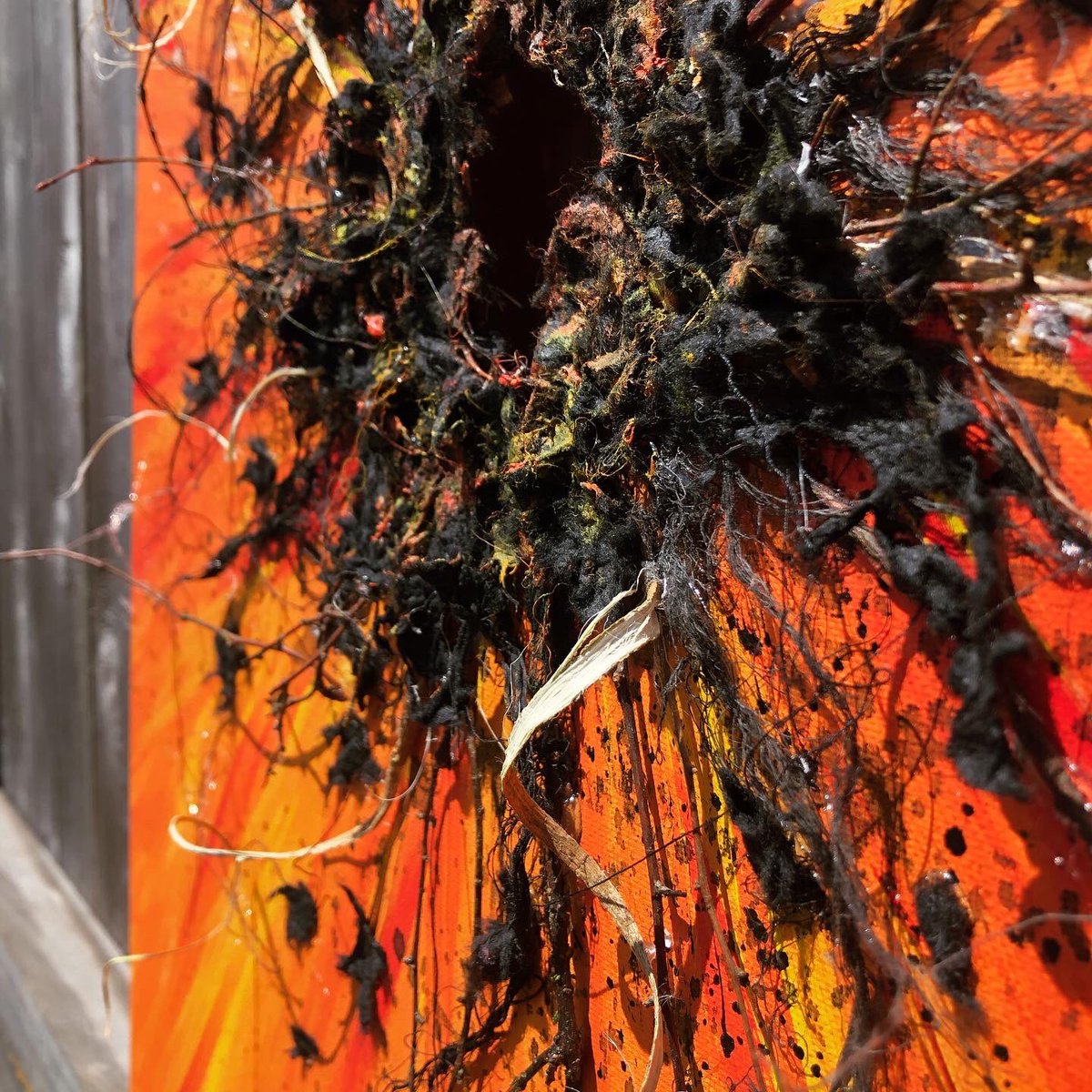 ctupperart's tweet photo. ‘Explode’, Mixed Media Collage on Canvas, 20”x16” 💥
.
.
.
#abstractcollage #acrylicpainting #abstractart #abstractcollage #collage #mixedmediaart #boom #redandorange #collageartist  #firetones #expressiveart #artoftheday #newpiece https://t.co/bdv8jvjtMr