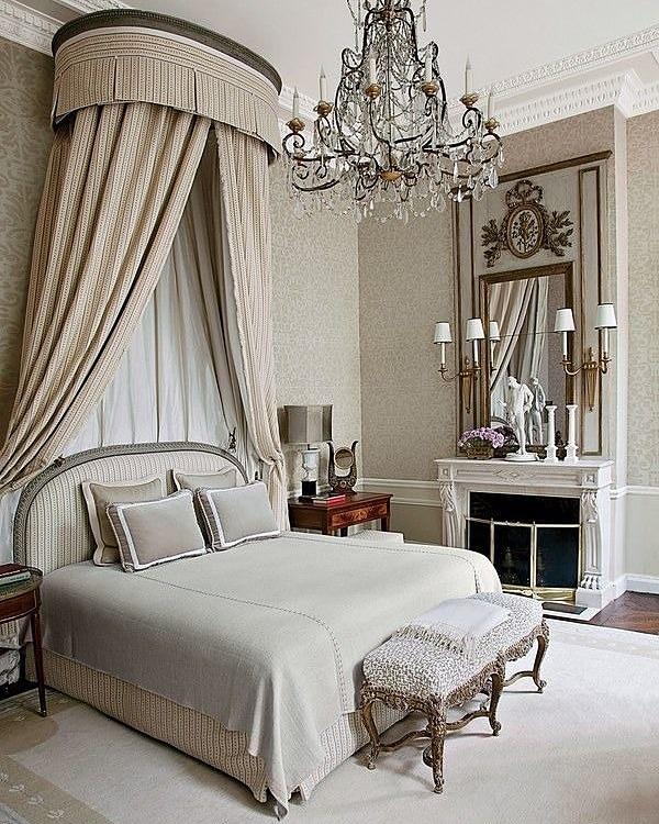 Inudesigns's tweet photo. A French style bedroom design for your viewing๐ค, since we spend most of our time in it these days๐
Stay safe, stay healthy.
#traditionthursday #traditionalinspiration #french #bedroomdecor #interiordesign #inudesign #inuworld
Photo Credit: Archdigest https://t.co/lHDPg8MA22