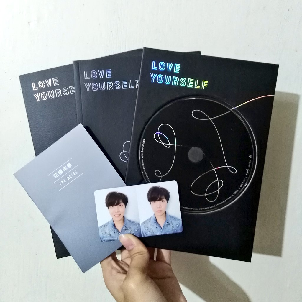 dunkinjeonut's tweet photo. [ WTS / LFB / PH ]

RUSH SELLING!!

Php 700
- Unsealed
- Complete Inclusion

DM to order https://t.co/jqbHCz2egu