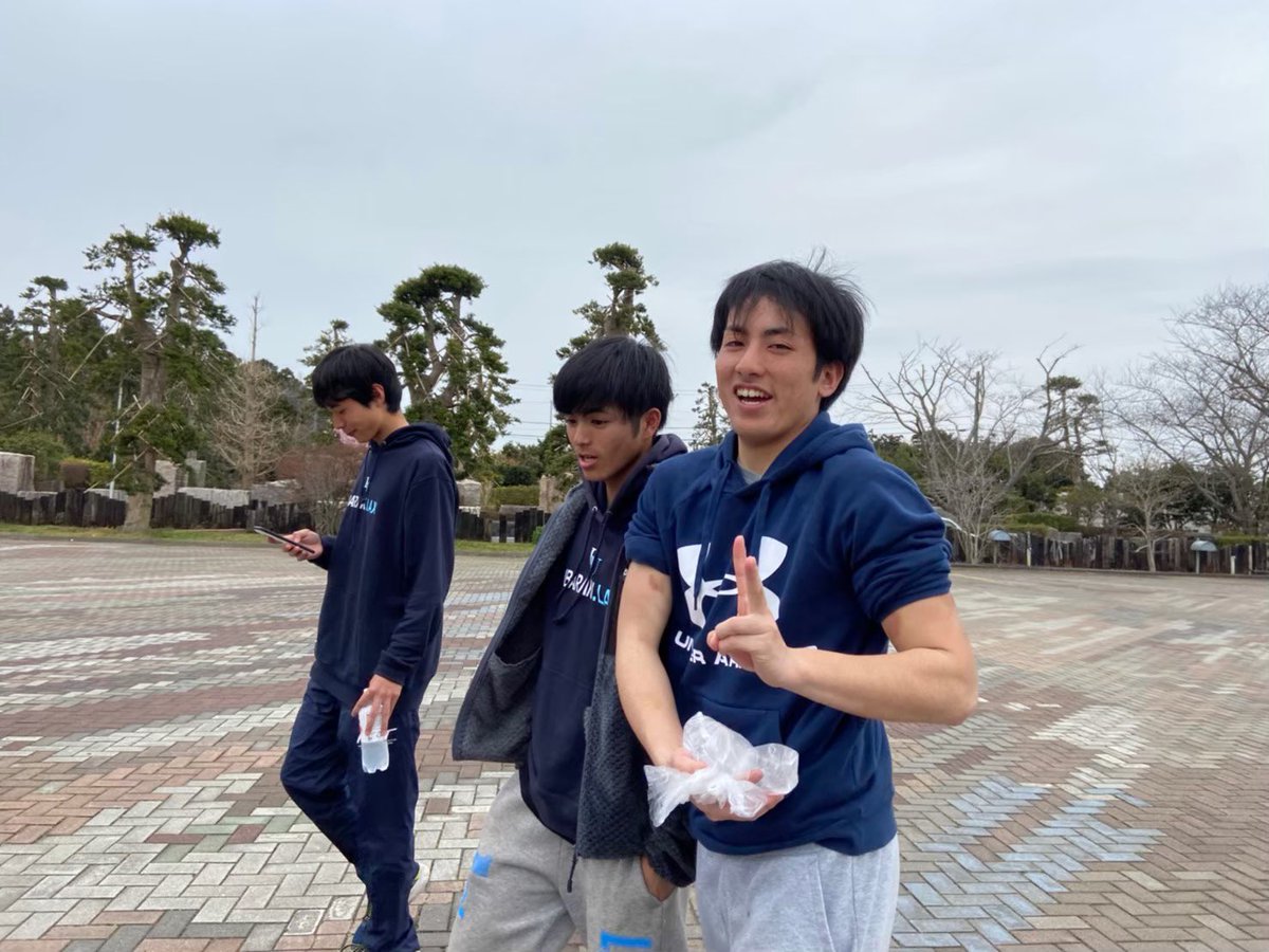 茨城大学男子ラクロス部 Anglers こうじ 2年 工学部 都市システム工学科 和歌山 野球部で鍛えられた体格で 堅い守りを突破する 始めたばかりとは思えない実力を持つ期待のat 2年ながらも自分の意思をしっかりと持っており チームに意見を出せるリーダー 茨城大学男子ラクロス部 Anglers こうじ 2年 工学部 都市システム工学科 和歌山 野球部で鍛えられた体格で 堅い守りを突破する 始めたばかりとは思えない実力を持つ期待のat 2年ながらも自分の意思をしっかりと持っており チームに意見を出せるリーダー