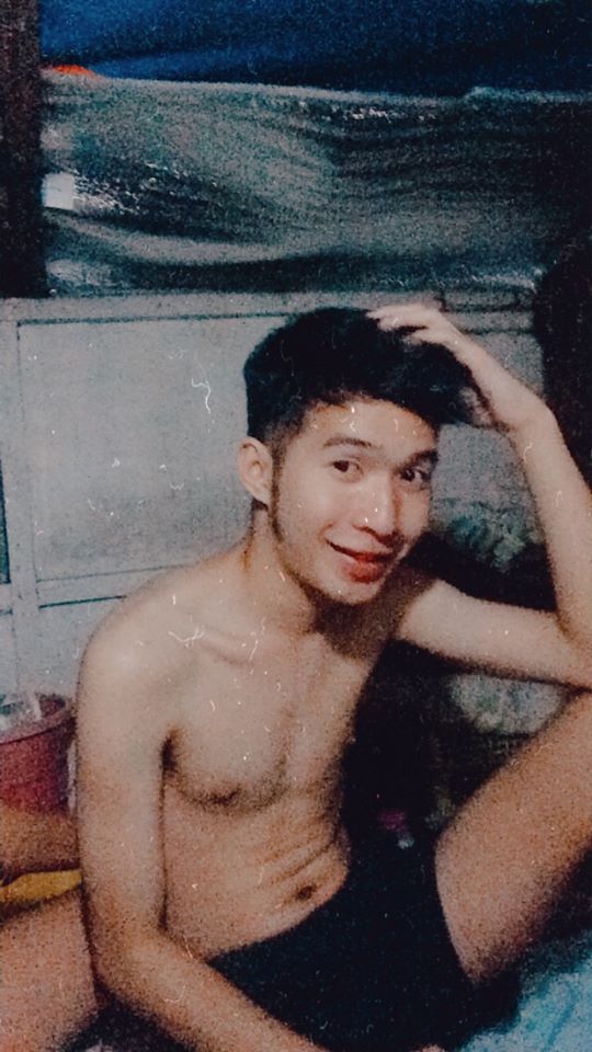 andrewww03's tweet photo. Wag na tumingin pa sa iba 🥰💖 https://t.co/RbpXcdmnlR