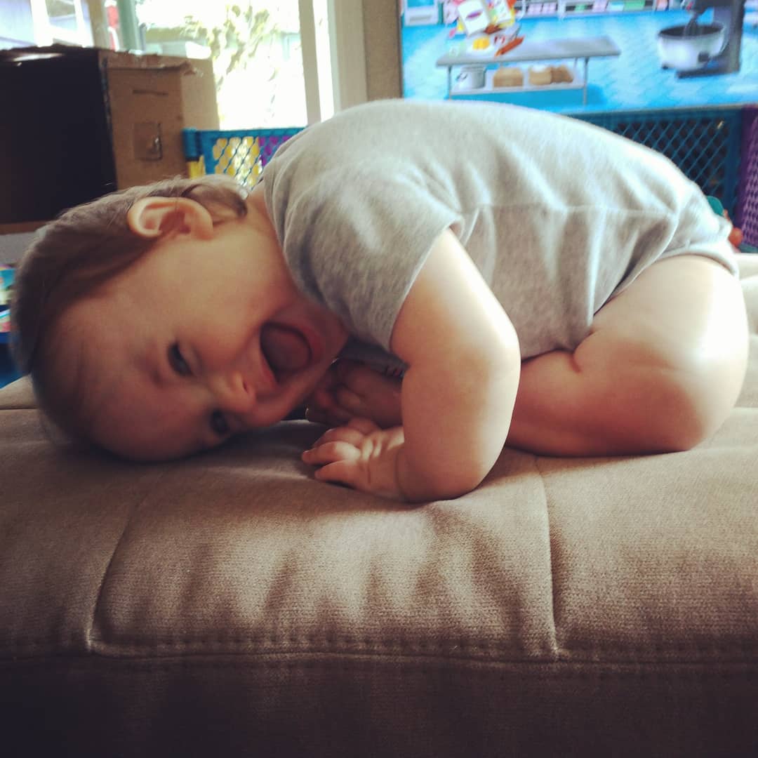 SarahBMulligan's tweet photo. Baby pretzel π₯¨
#babypretzel #littlegirl #sweetbabygirl #alwayssmilingandlaughing #cootiebug #thankheavenforlittlegirls #momsnippets #babies #babiesofinstagram #compactbaby https://t.co/WbPumBxPnR