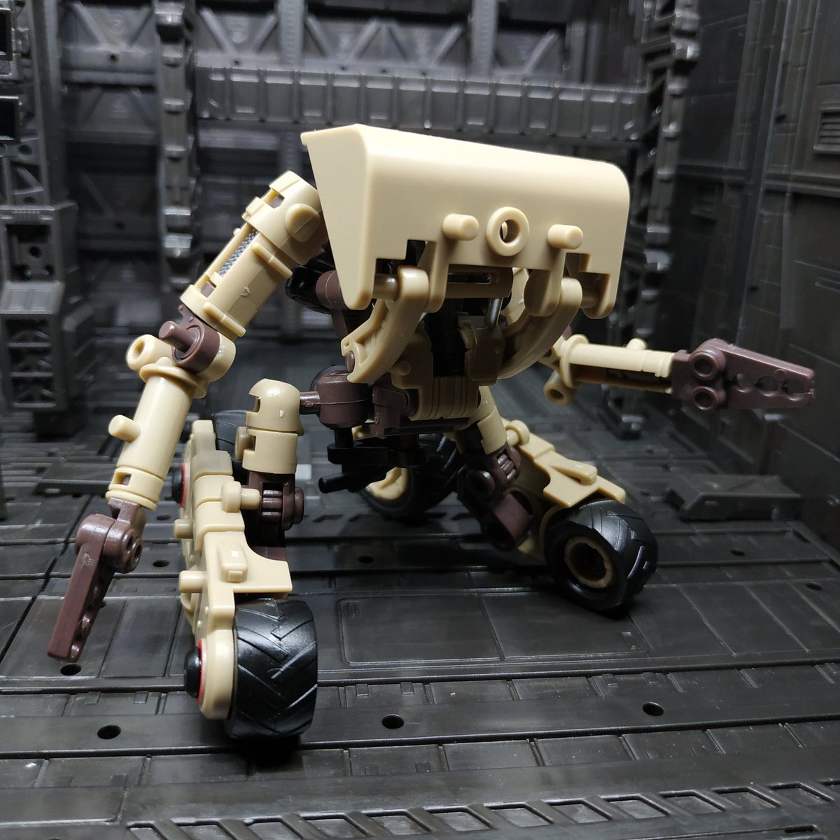 Ronzki47's tweet photo. #マルチアビス #rihio #multiabyss #rihiomultiabyss #MM002 #mm002defender #mm002construction #constructionvehiclemode #mm002defenderandconstructionset #vlinkmecha #modelkit #plasticmodels #mecha https://t.co/iTC2wI2ERq