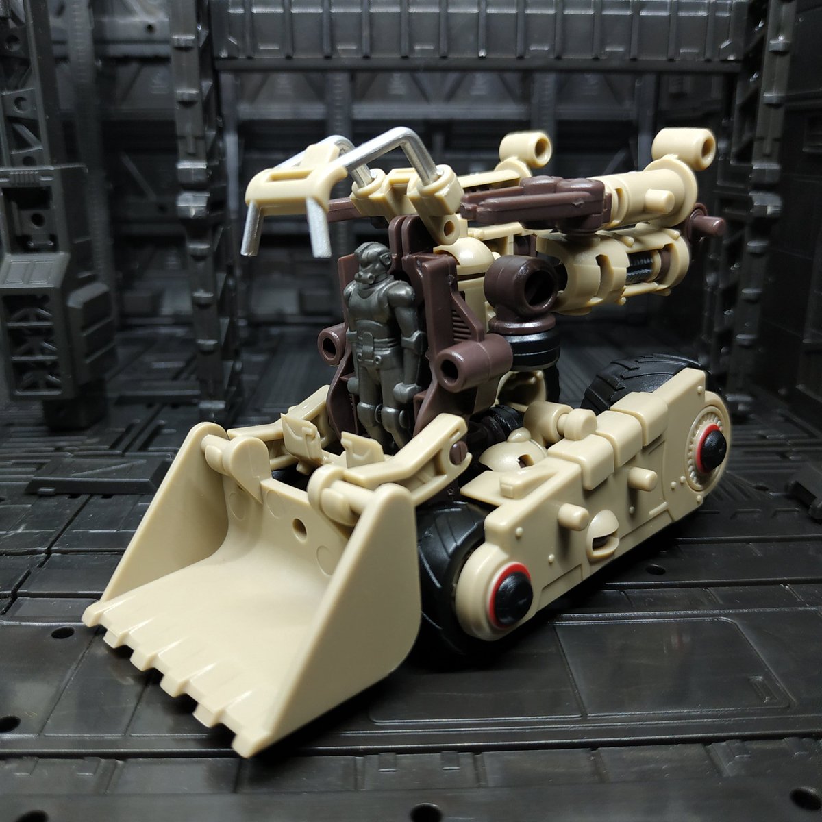 Ronzki47's tweet photo. #マルチアビス #rihio #multiabyss #rihiomultiabyss #MM002 #mm002defender #mm002construction #constructionvehiclemode #mm002defenderandconstructionset #vlinkmecha #modelkit #plasticmodels #mecha https://t.co/iTC2wI2ERq