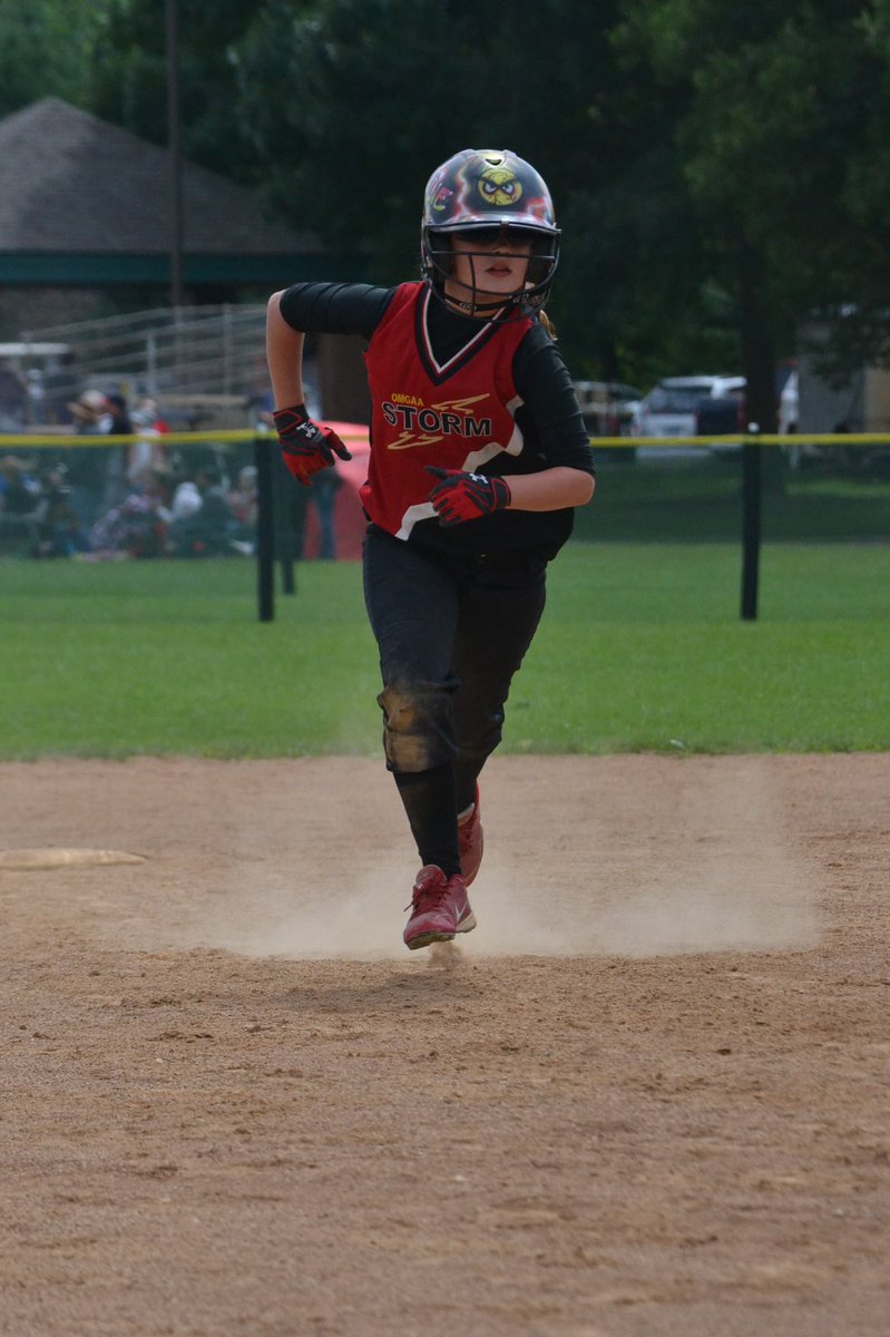 CoachKoltes's tweet photo. Today’s Tribute/Spotlight to OUR #2020SeniorClass  @nataliegooleyy has developed herself into a Fantastic Hitter &amp; Outfielder! Natalie would have been a big contributor with her bat &amp; OF play! She will be attending @Creighton next Fall!!! #WeAreCrimson #proudcoach @MGActivities https://t.co/qUGlzzvgMI