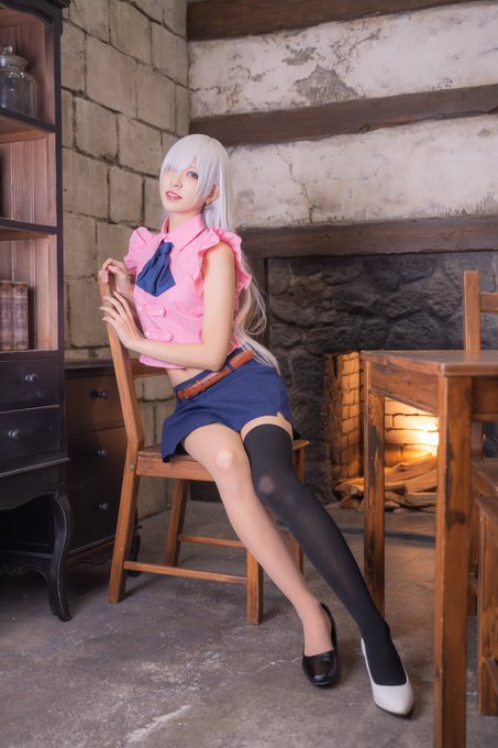 Twitterのコスプレ画像25