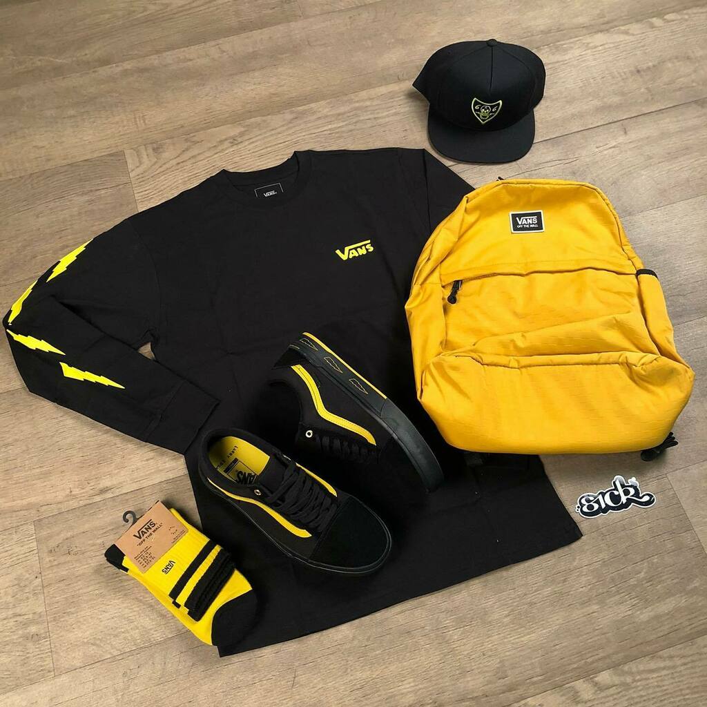 sickboards's tweet photo. Vans Larry Edgar Pro BMX .
.
#vans #vansoldskool #snapbackcap #blackandyellow #longsleeve #bmx #cycling #probmx https://t.co/mVT4V7FYud https://t.co/pInazUoNcw