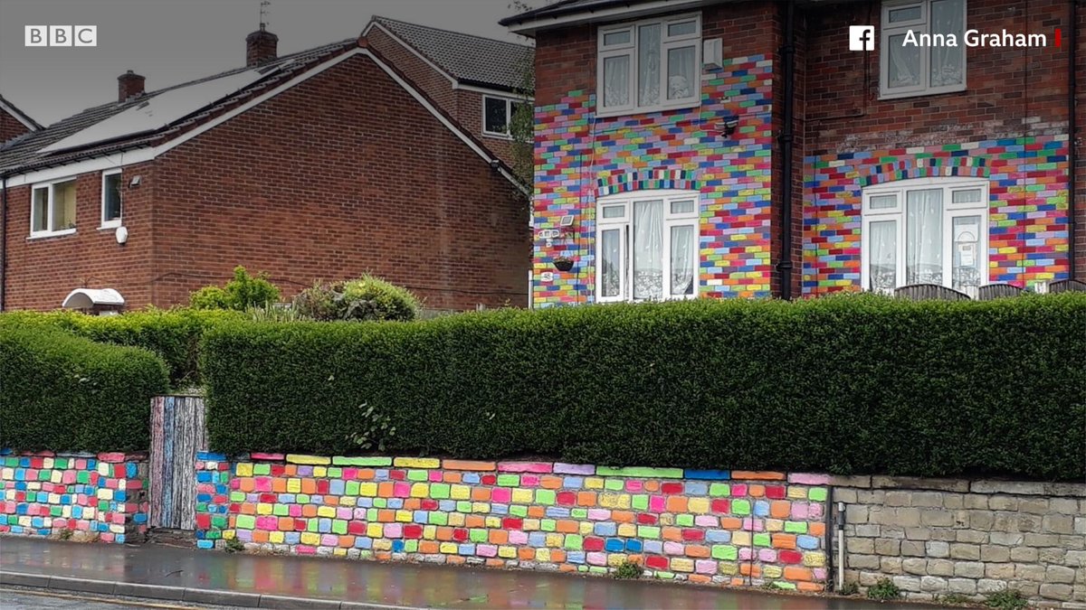 BBCRadioManc's tweet photo. Someone in Eccles has decorated their house in rainbow colours ๐
Anything that's brightening up your day that we should be sharing?
#BBCMakeADifference https://t.co/859Fz8L05Z