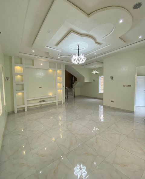 StaunchRealtor's tweet photo. New 4 Bedroom Detached Duplex for Sale.

Location: Ajah, Lagos🇳🇬

Price: 58M

Features:
- All Rooms Ensuite
- Fully Fitted Kitchen
- 1 BQ
- CCTV Camera
- Water Heaters
- Pop Ceiling
- Jacuzzi

For Enquiries, Contact ☎ 07046891254 https://t.co/IaJFdovHHt