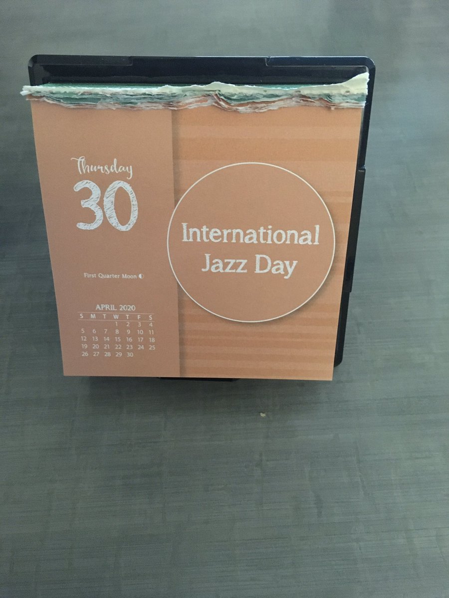 boohandle's tweet photo. Thanks @NoodleLoafShow for teaching us some bass lines on #internationaljazzday https://t.co/cY5u5qffF5