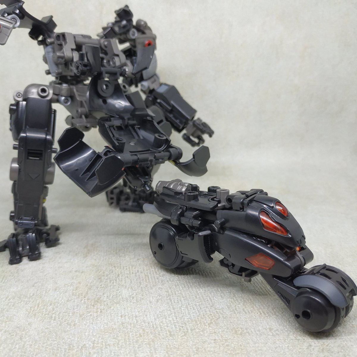 Ronzki47's tweet photo. #rihio #rihiomultiabyss #multiabyss #mm003 #mm003verminslasher #verminslasher #rihioverminslasher #plasticmodels #modelkit #mecha #マルチアビス https://t.co/NcxqvnJ8Fn