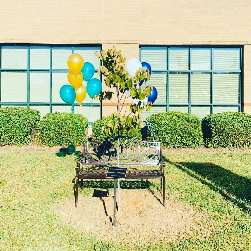 Andrew G. Houlihan tweet media