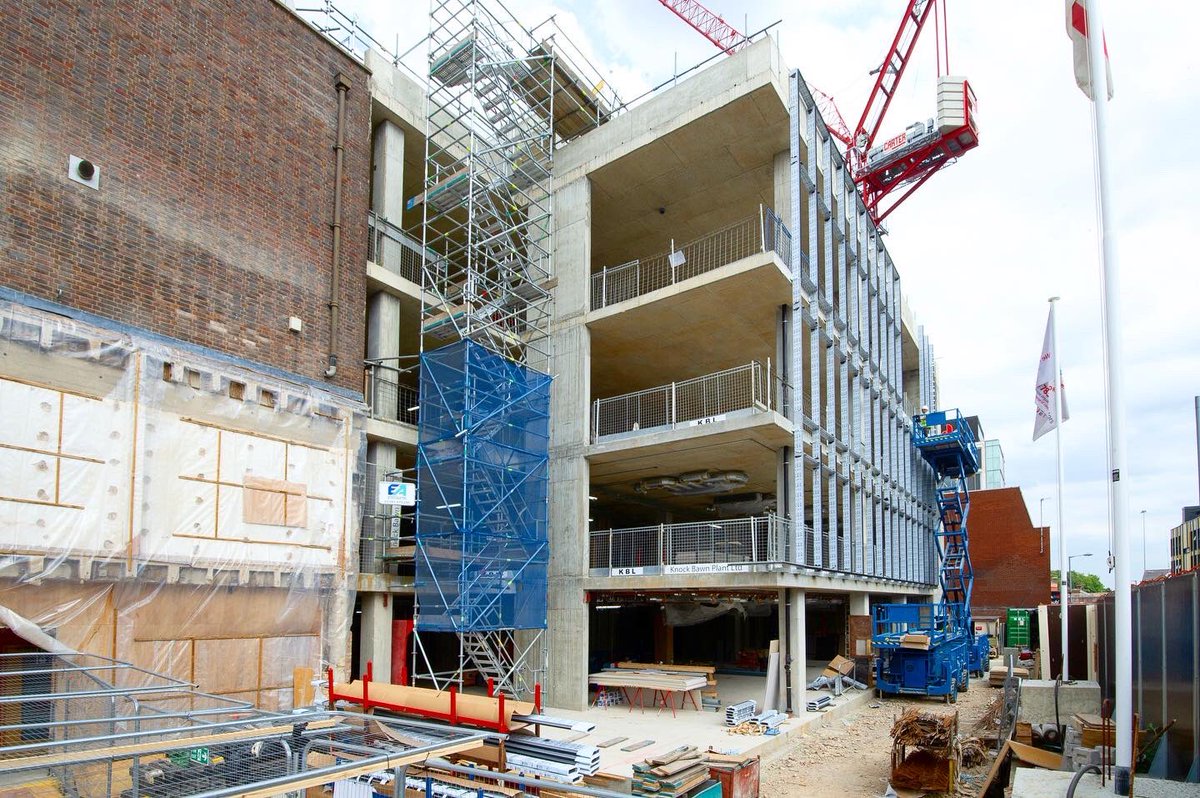 uniofbeds's tweet photo. #ThrowbackThursday with a look at our STEM Building now & back in 2018 while it was still under construction! 🏗 Swipe to see 👉 #UniversityofBedfordshire #UniofBeds #STEM #STEMBuilding https://t.co/OScGD9qJ0H