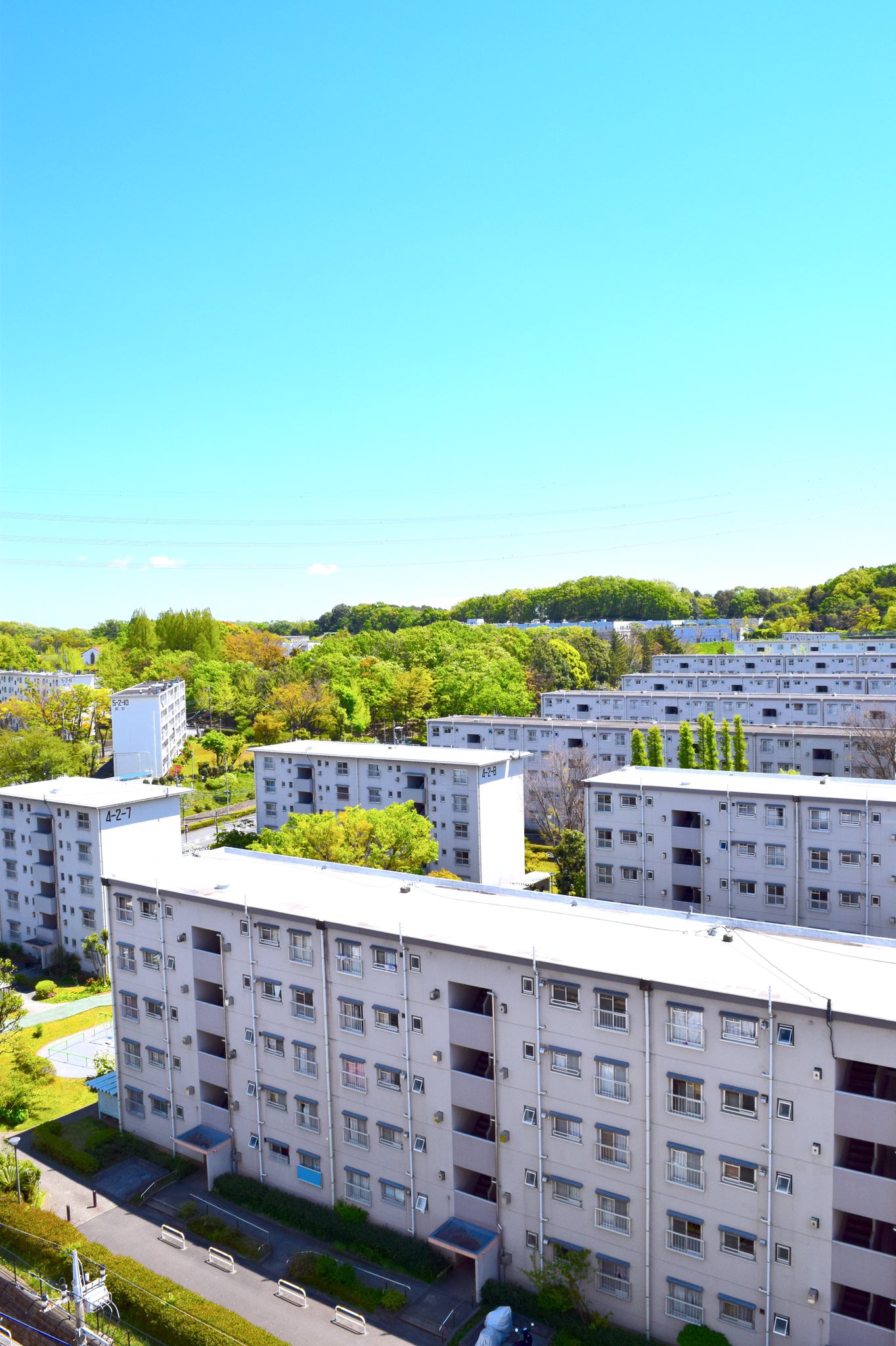 Twitter 上的 公団ウォーカー 照井啓太 Iphoneの壁紙に最適な団地写真です よろしければお使いください 多摩ニュータウン 永山団地 日本懐かし団地大全 公団ウォーカー T Co Cghu1e6vfx Twitter