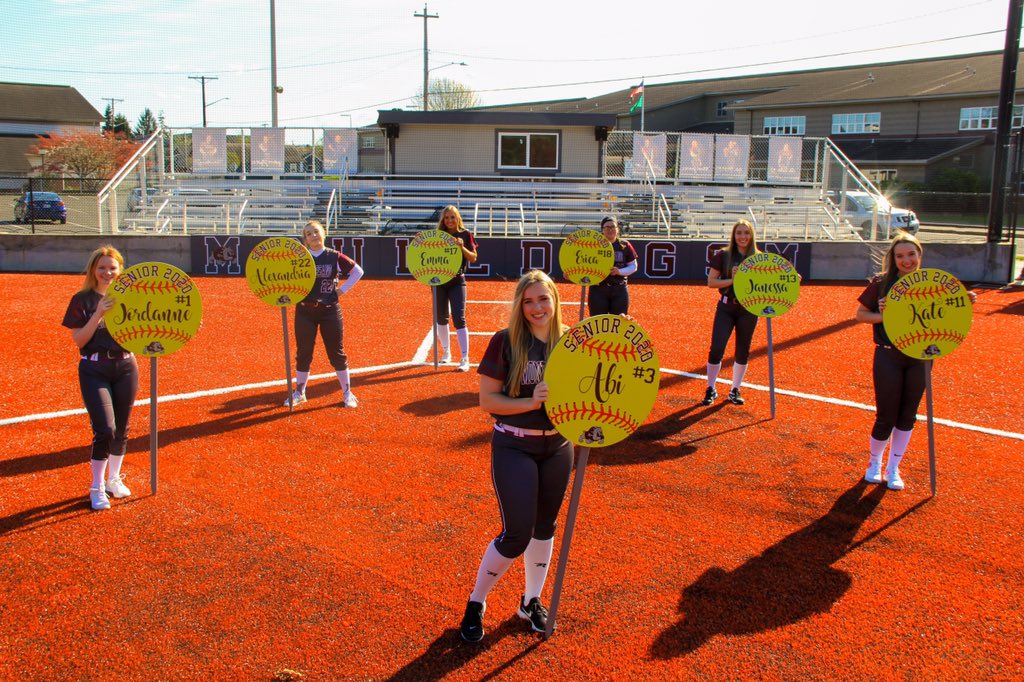 M_H_S_Fastpitch's tweet photo. @aparkin33 Abi has been a 4 year varsity player for @M_H_S_Fastpitch &amp; was a member of the 2017 &amp; 2019 state championship teams. She was named All League &amp; All State league her sophomore season. #MontePride #GoBulldogs #TraditionNeverGraduates #ReigningStateChamps 🐾 https://t.co/RtEN8nNJ2a