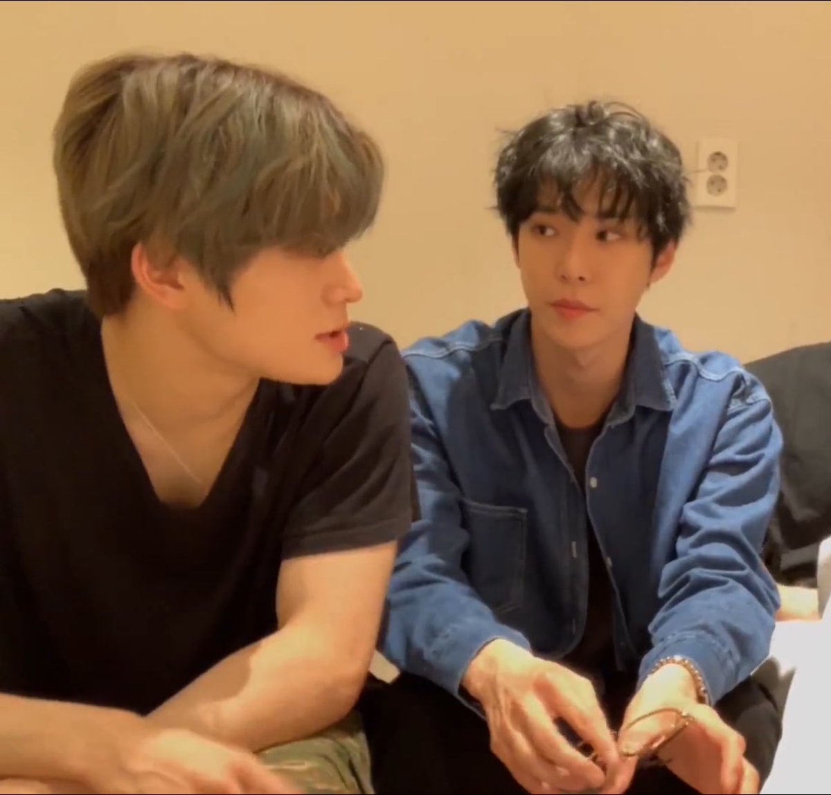 nanajamsan___'s tweet photo. โดยองมองน้องแจไม่หยุดเลยยยย กัปตันนนนนนนนน #JaeDo https://t.co/PYHMXKLHl0