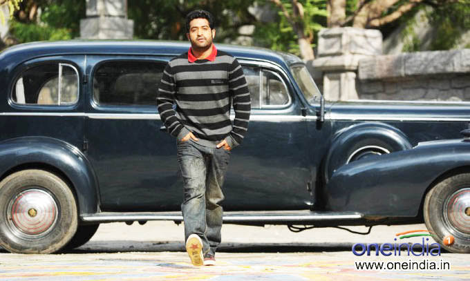 ARJUNNDL's tweet photo. Nandyal town
9. #Saamba - 53 Days run
Closing share - 12.70 lakhs
#NTRBdayFestBegins https://t.co/8uLvvGyE2c