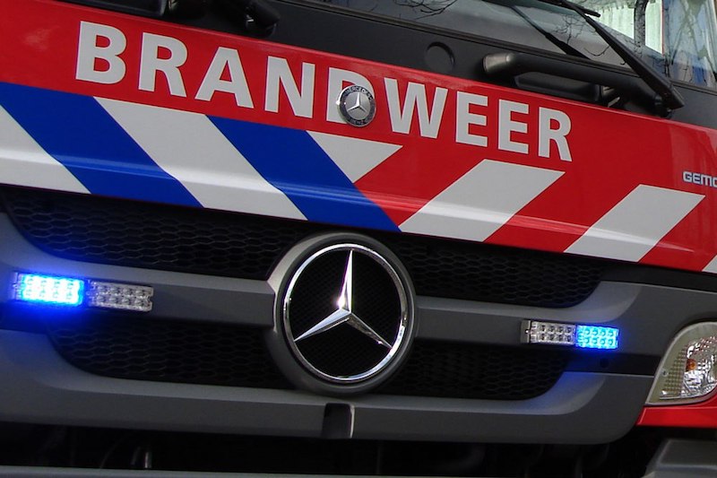 Omstanders houden verdachte van brandstichting aan..
