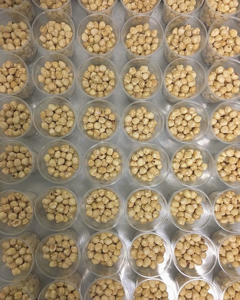 Wish you could smell these organic roasted hazelnuts! Our packing room smells like nutella 🌰🍫😍