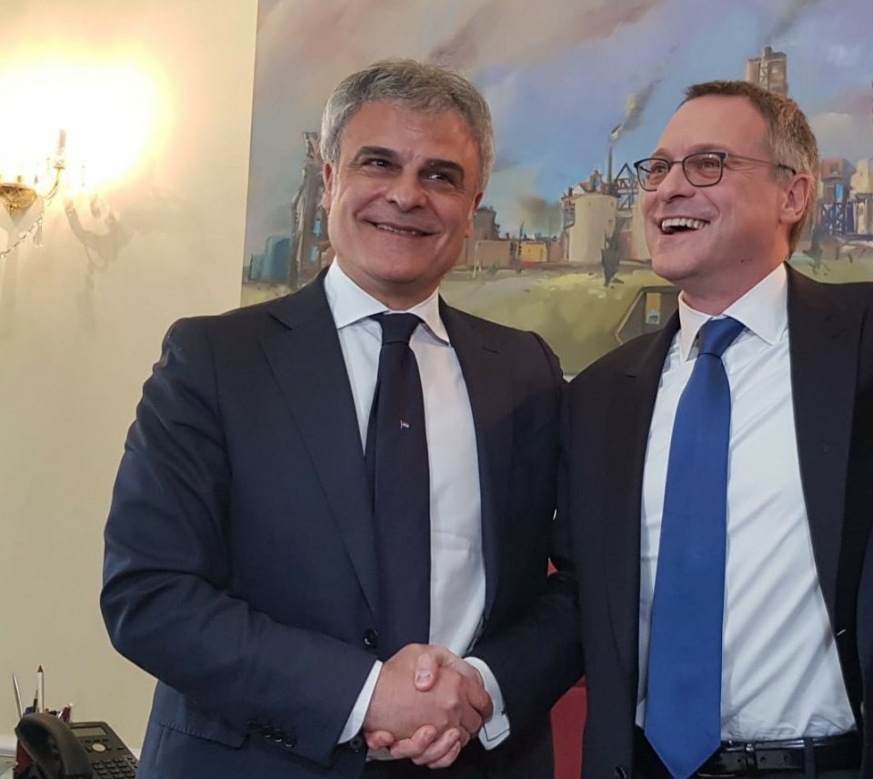 UnindustriaCal1's tweet photo. Auguri al nostro presidente @natalemazzuca eletto vicepresidente @Confindustria con delega a Economia del Mare e Mezzogiorno. Entra a far parte della squadra del presidente @CarloBonomi_ composta da 13vicepresidenti, impegnati a portare avanti le ragioni dell'impresa
@saribranda https://t.co/wt0nKxFBCg