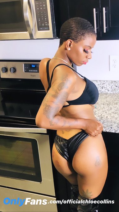 I look good in all black 😍 https://t.co/Mc8PbeCnbe