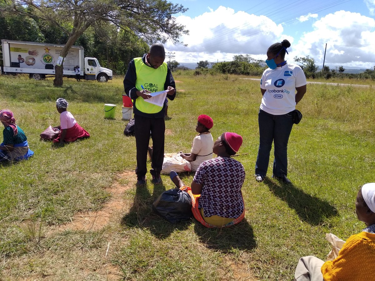 promobileafrica's tweet photo. #Covid19 Awareness Campaign during the @GoalZimbabwe
food distribution program in Muvhangadzi #Chipinge
#ZeroToleranceToHunger
#SocialDistancing
#HandWashing https://t.co/RH6LlgburY